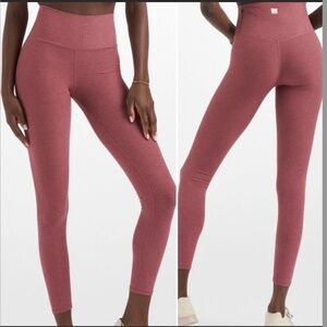 EUC VUORI Clean Elevation Leggings  VW444